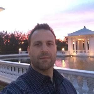 Meet your Posher, Dominick